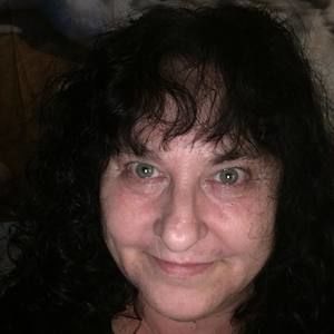 Meet your Posher, Deborah